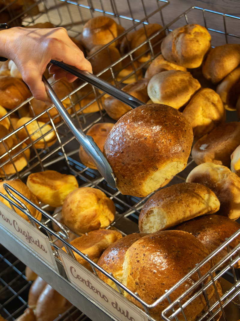 baker-13c Pan de Vida